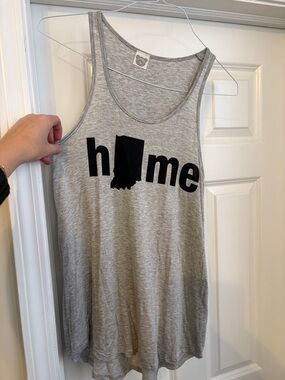 Color Bear Indiana Home Grey Flowy Tank Women’s Medium